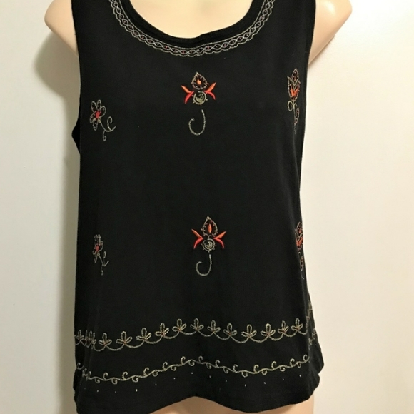 Embroidered Top - Picture 6 of 6